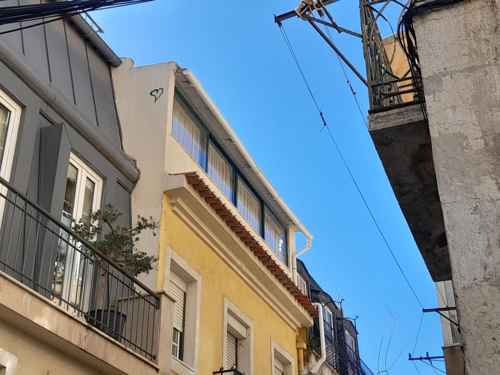 Apartamento Sobre O Rio Lisbon Luaran gambar