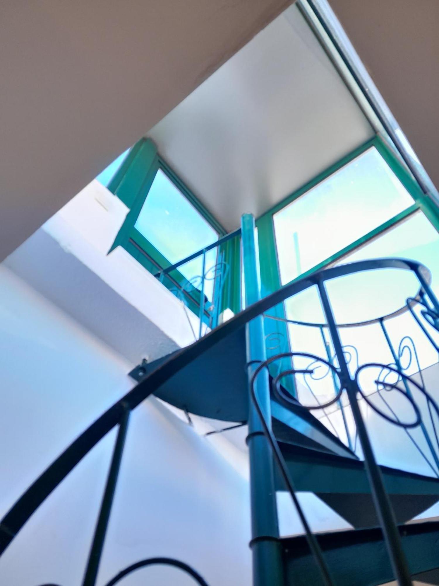 Apartamento Sobre O Rio Lisbon Luaran gambar