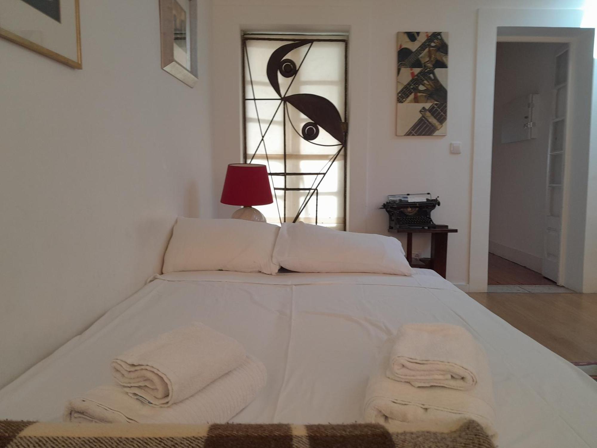 Apartamento Sobre O Rio Lisbon Luaran gambar