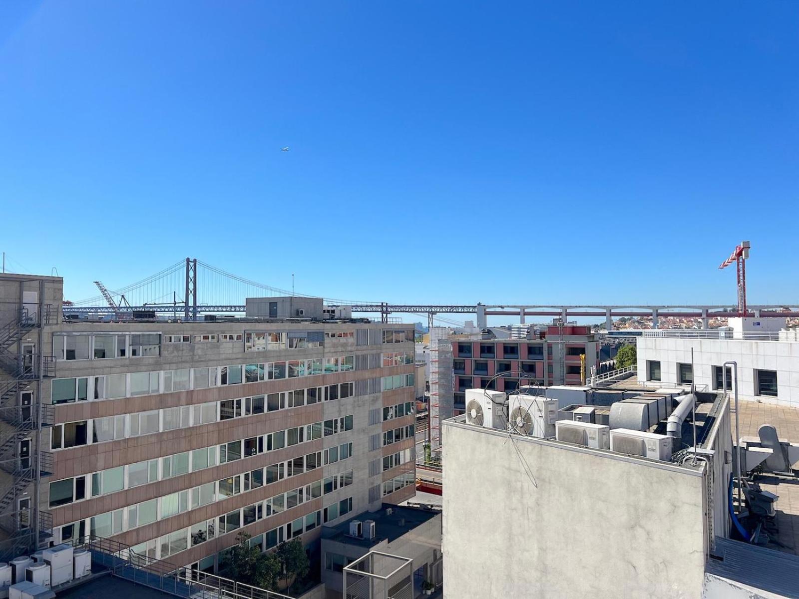 Apartamento Sobre O Rio Lisbon Luaran gambar